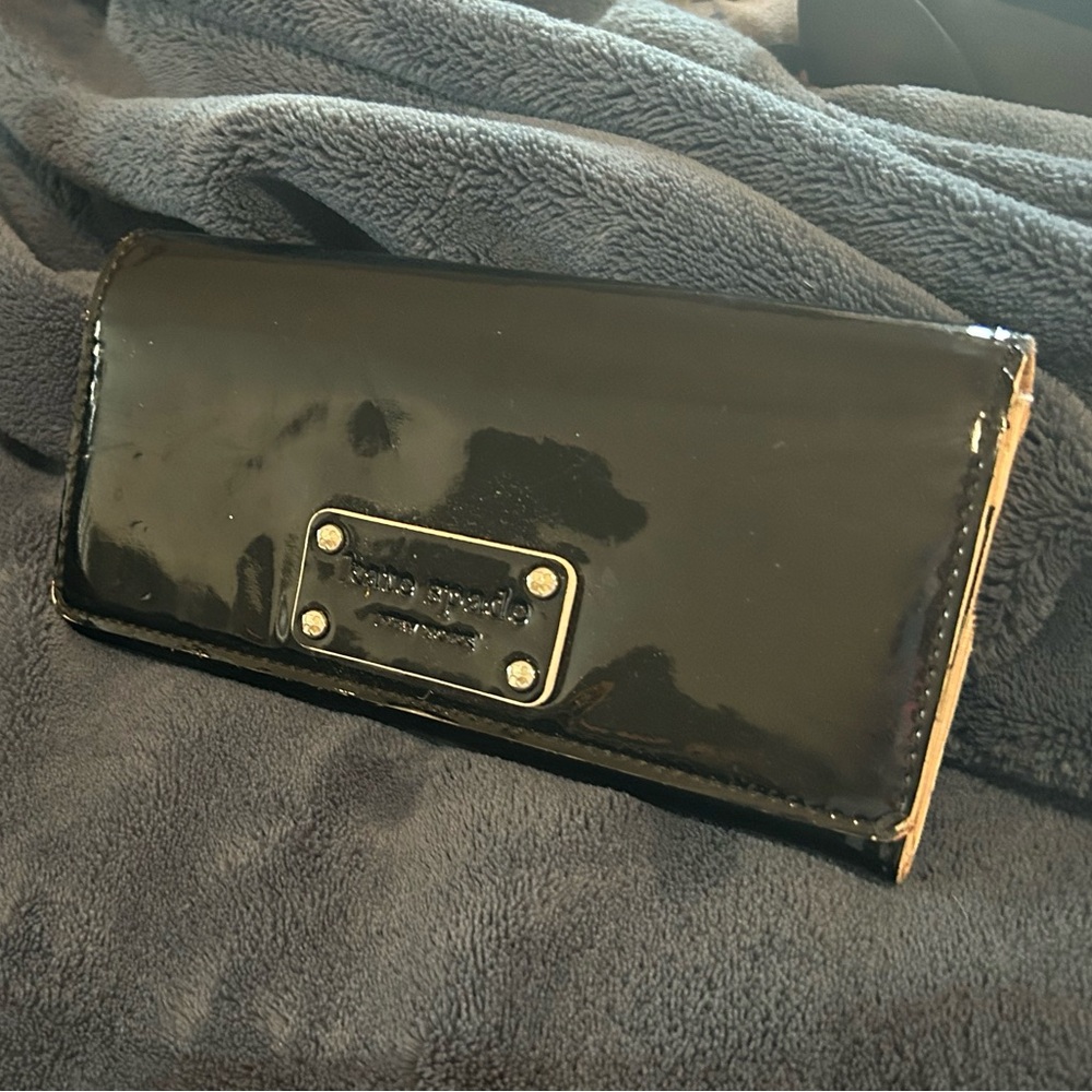Kate Spade Glossy Black Wallet